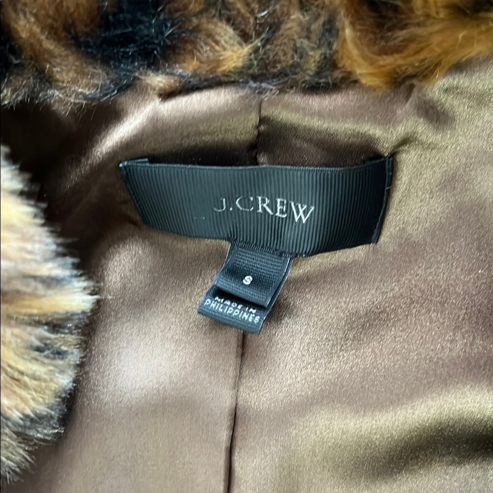 Leopard Print Faux Fur Vest - Picture 2 of 3